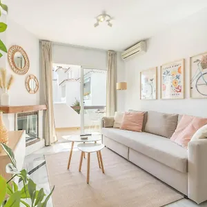 Cosy Apartment, - Tcm Apartment